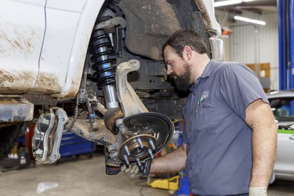 Nichelson Auto Repair & Tire