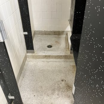 Nickerson State Park - Dirty floor - Hiking Near Me - Brewster, Massachusetts