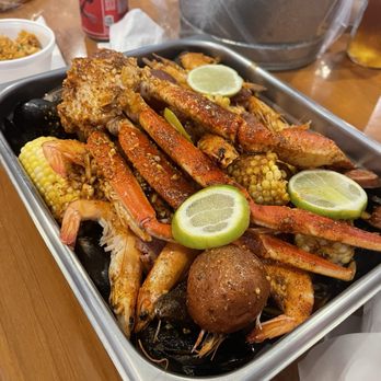 Juicy Seafood- Sarasota - Seafood Near Me - Sarasota, Florida