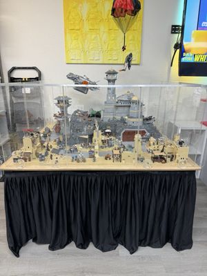 Bricks & Minifigs Whittier by null