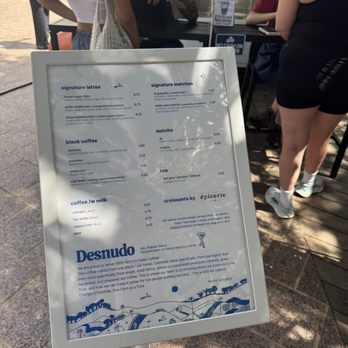 Desnudo Coffee - Coffee Roasteries Near Me - Austin, Texas