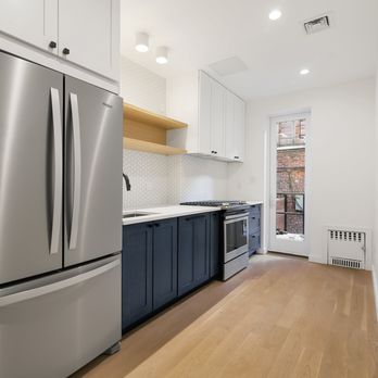 Sarale Fellig - The Corcoran Group - 110 Calyer Street, 1R Two-bed Two-bath - Real Estate Agents Near Me - Brooklyn, New York Sarale Fellig - The Corcoran Group - 110 Calyer Street, 1R Two-bed Two-bath - Real Estate Agents Near Me - Brooklyn, New York