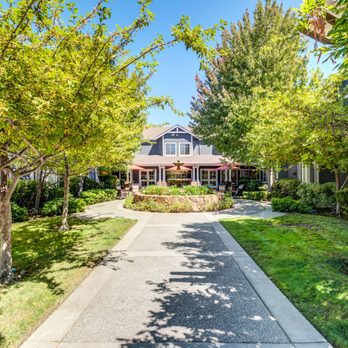 Aegis Living Moraga - Outdoor space - Assisted Living Facilities Near Me - Moraga, California Aegis Living Moraga - Outdoor space - Assisted Living Facilities Near Me - Moraga, California