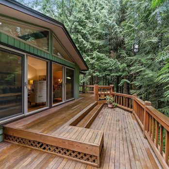 Heilman Deck & Fence Experts - Beautiful Deck built by Heilman Deck & Fence, the premier the builders in Woodinville, WA - Fences & Gates Near Me - Bothell, Washington