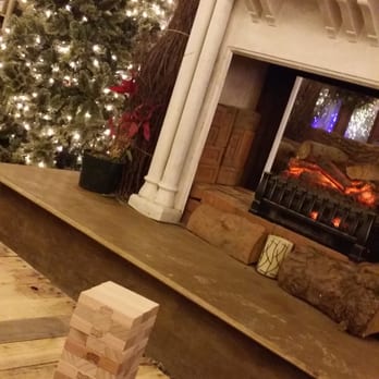 Blue Cross RiverRink - Cutest lodge area! - Skating Rinks Near Me - Philadelphia, Pennsylvania