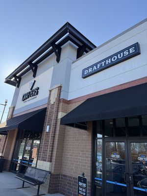 Crafters Pizza and Drafthouse by null