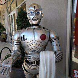 Horrifying robot doorman Horrifying robot doorman