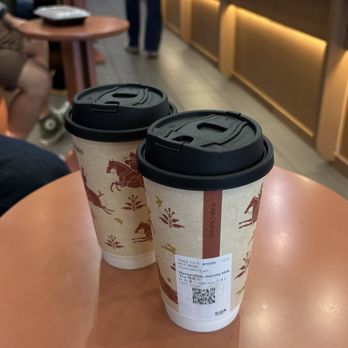 Chahalo - osmanthus milk tea - Tea Rooms Near Me - Berkeley, California
