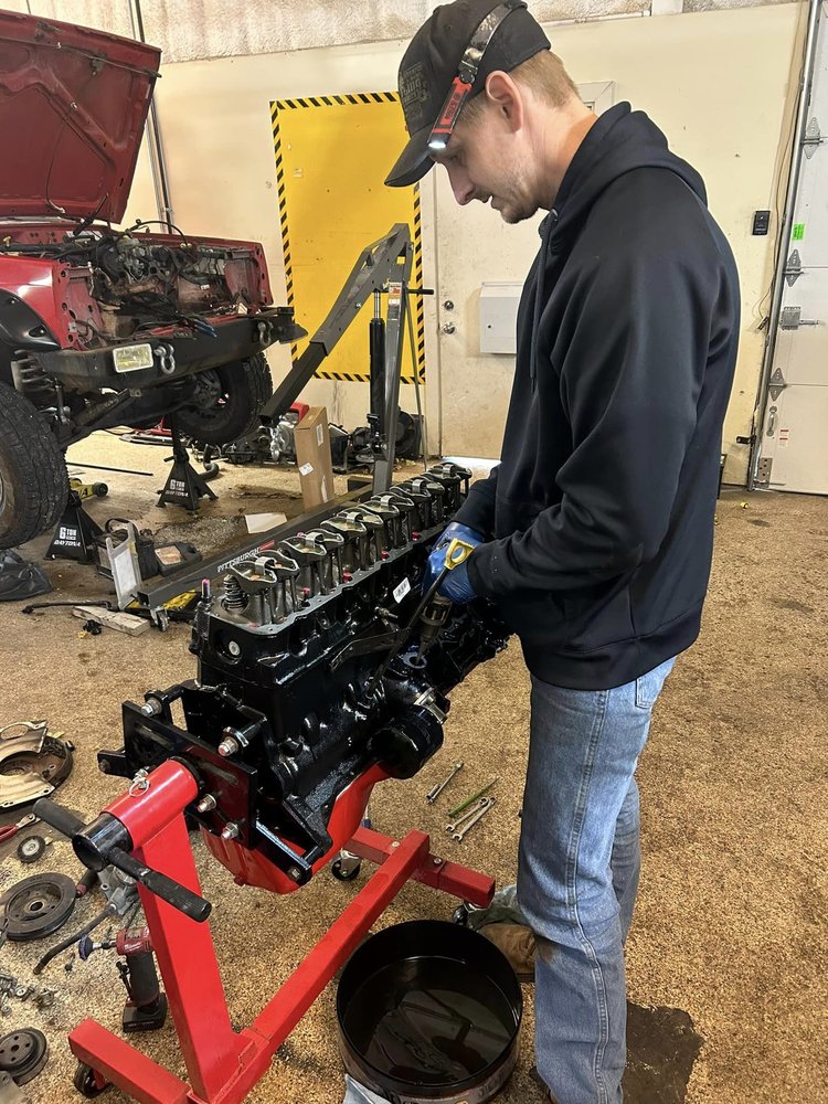 HAMMER AUTO AND 4X4 Updated August 2024 13 Photos 1230 N Skyline