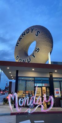 Randy's Donuts by null