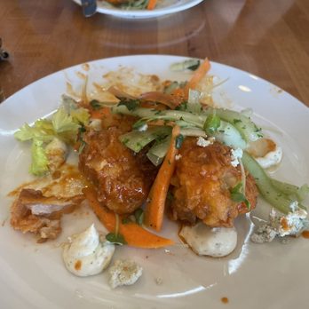 Vegan & Vine - Buffalo cauliflower was amazing. You can also order it without the batter - Vegan Near Me - Phoenix, Arizona Vegan & Vine - Buffalo cauliflower was amazing. You can also order it without the batter - Vegan Near Me - Phoenix, Arizona