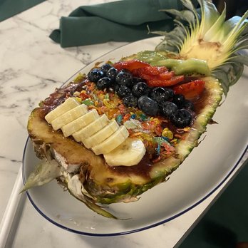 Breakfast At Barneys - Açaí bowl - Breakfast & Brunch Near Me - Atlanta, Georgia