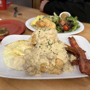 Ruby Sunshine Charleston, Victory - Biscuits & Gravy - Breakfast & Brunch Near Me - Charleston, South Carolina Ruby Sunshine Charleston, Victory - Biscuits & Gravy - Breakfast & Brunch Near Me - Charleston, South Carolina