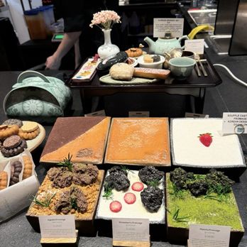 Cheongsu - Display next to the ordering stand for the size of all the food - Coffee & Tea Near Me - Fort Lee, New Jersey Cheongsu - Display next to the ordering stand for the size of all the food - Coffee & Tea Near Me - Fort Lee, New Jersey