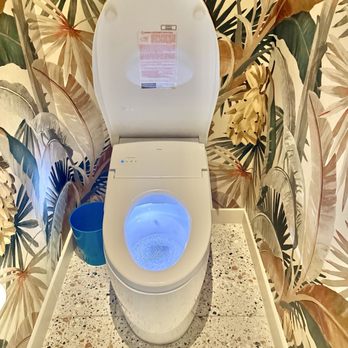 Lake Nona Wave Hotel - Le toilet - Hotels Near Me - Orlando, Florida Lake Nona Wave Hotel - Le toilet - Hotels Near Me - Orlando, Florida