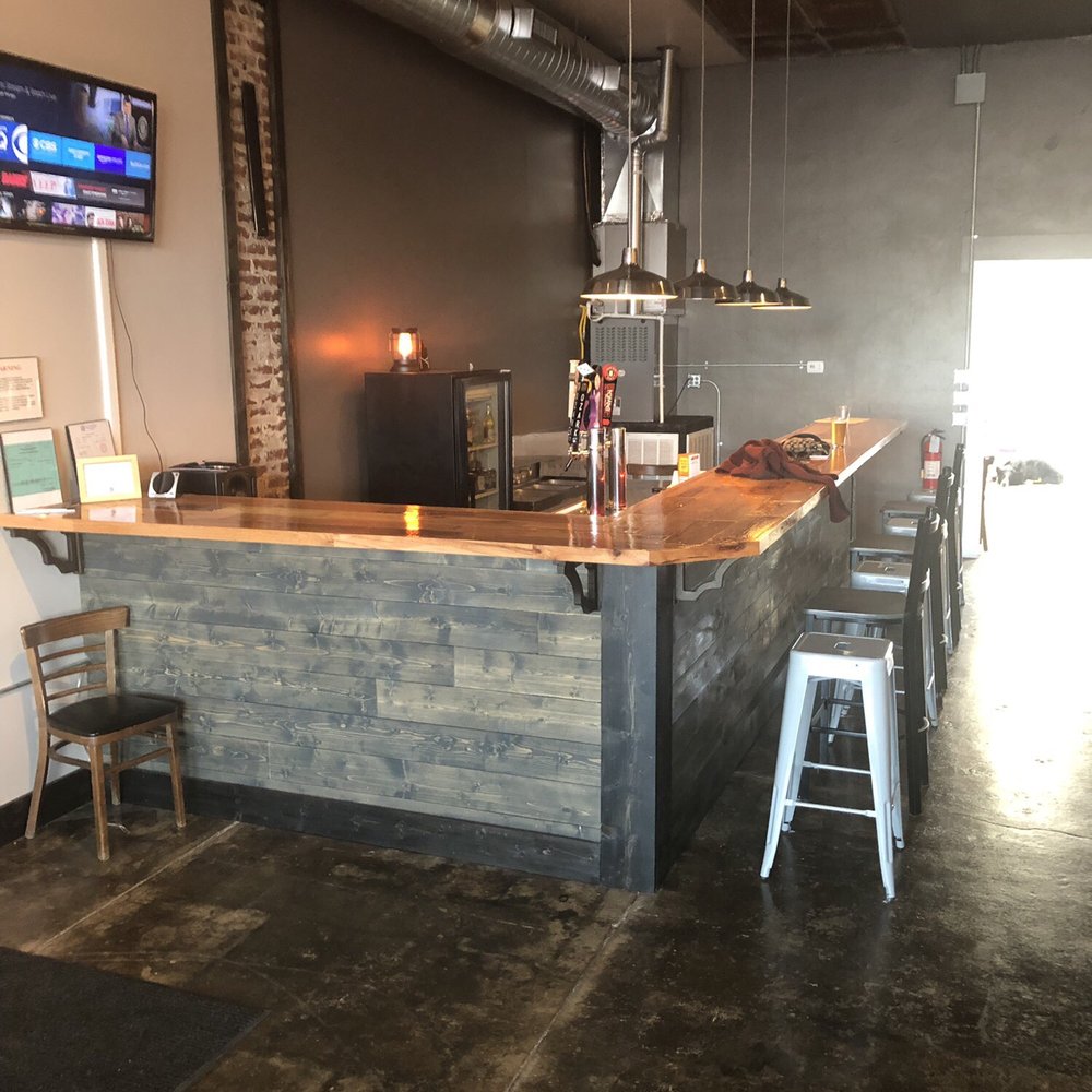 Mothership - Bar area - American Near Me - Springdale, Arkansas Mothership - Bar area - American Near Me - Springdale, Arkansas