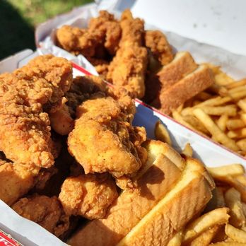 Slim Chickens - Chicken Tenders, toast,  and fries - Chicken Wings Near Me - Tallahassee, Florida