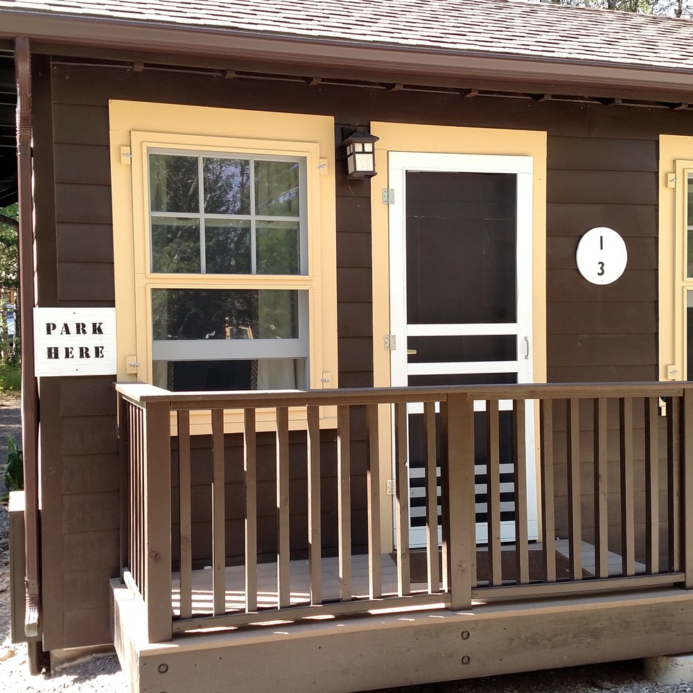 Swiftcurrent Motor Inn - Cabin @Swiftcurrent - Campgrounds Near Me Swiftcurrent Motor Inn - Cabin @Swiftcurrent - Campgrounds Near Me
