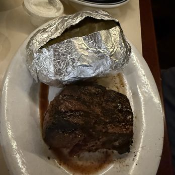 Shad's Catfish Hole - Black angus sirloin 10 oz and baked potato - Seafood Near Me - Sallisaw, Oklahoma Shad's Catfish Hole - Black angus sirloin 10 oz and baked potato - Seafood Near Me - Sallisaw, Oklahoma
