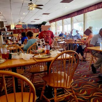 Christy Mae's Restaurant - Seating - Sandwiches Near Me - Albuquerque, New Mexico