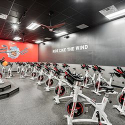Crunch Fitness - El Paso Dyer