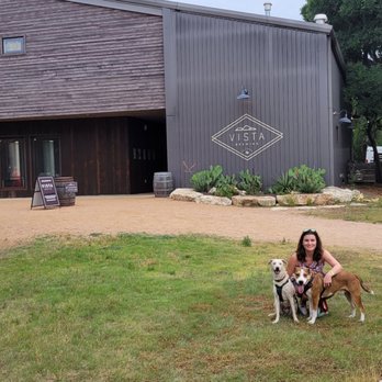 Vista Brewing - Happy boys - Breweries Near Me - Driftwood, Texas Vista Brewing - Happy boys - Breweries Near Me - Driftwood, Texas