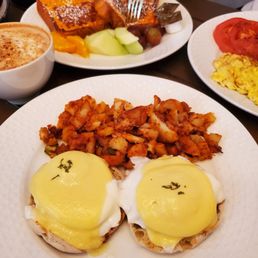 Eggs Benedict Eggs Benedict