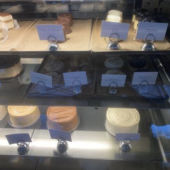 Tulie Bakery - Cakes and individual treats - Bakeries Near Me - Salt Lake City, Utah Tulie Bakery - Cakes and individual treats - Bakeries Near Me - Salt Lake City, Utah