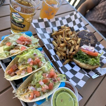 McGillicuddy's Irish Pub - Crispy chicken tacos and beyond meat burger - Irish Pub Near Me - Waterbury, Vermont McGillicuddy's Irish Pub - Crispy chicken tacos and beyond meat burger - Irish Pub Near Me - Waterbury, Vermont