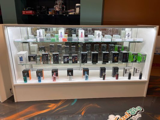 Hazel Sky Smoke & Vape -- Tallahassee, 2320 Capital Cir NE, Bldg 200 Unit  203, Tallahassee, FL 32308, US