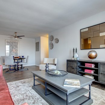 Arrive North Shore - Apartments Near Me - Highwood, Illinois Arrive North Shore - Apartments Near Me - Highwood, Illinois