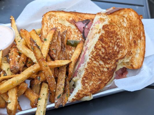 Lola's Street Kitchen by null