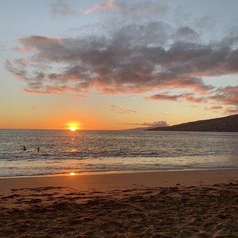 Maui Sunset B402 - Sunset views Maui - Vacation Rentals Near Me - Kihei, Hawaii Maui Sunset B402 - Sunset views Maui - Vacation Rentals Near Me - Kihei, Hawaii
