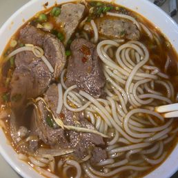 Spicy-House Beef Stew ( Spicy-hot beef soup / pho Spicy-House Beef Stew ( Spicy-hot beef soup / pho