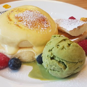 Fuwa Fuwa - Creme Brulee Pancake - Desserts Near Me - Toronto, Ontario Fuwa Fuwa - Creme Brulee Pancake - Desserts Near Me - Toronto, Ontario