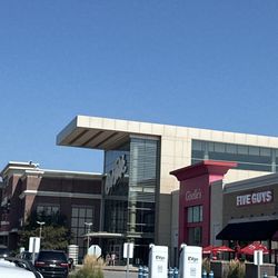 Oak Park Mall