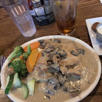 Fibbar MaGees - I didn't expect such a Delicious Chicken Marsala dinner - Irish Pub Near Me - Sunnyvale, California