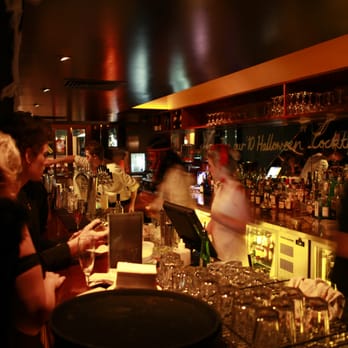 Insider Tours Australia - Boutique Brew & Gourmet Pub Tucker Tour - Tours Near Me - Brisbane, QLD Insider Tours Australia - Boutique Brew & Gourmet Pub Tucker Tour - Tours Near Me - Brisbane, QLD