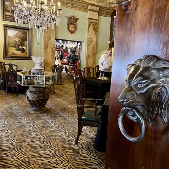 Seasons Restaurant - Their main dining room - American Near Me - Corbin, Kentucky