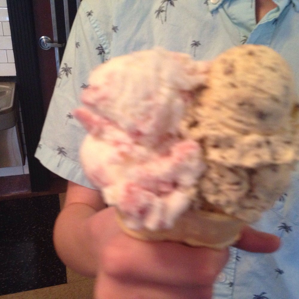 Borden's Ice Cream Shoppe - Ice Cream & Frozen Yogurt Near Me - Lafayette, Louisiana Borden's Ice Cream Shoppe - Ice Cream & Frozen Yogurt Near Me - Lafayette, Louisiana
