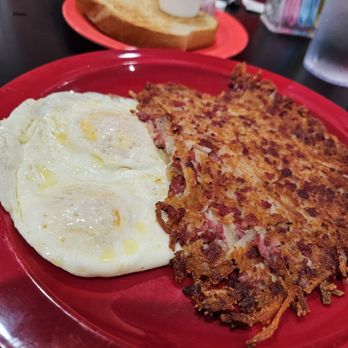 It’s My Jam - Corned beef hash and eggs - Breakfast & Brunch Near Me - Ankeny, Iowa