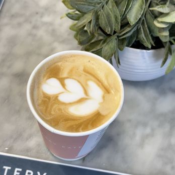 Everyday Eatery - Vanilla Latte - Cafes Near Me - Irvine, California