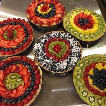 Schiavoni's Market - a variety of fruit tarts - Grocery Near Me - Sag Harbor, New York Schiavoni's Market - a variety of fruit tarts - Grocery Near Me - Sag Harbor, New York