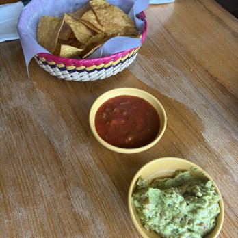 El Oasis Taqueria - Chips, salsa, and guacamole - Mexican Near Me - Lincoln, Rhode Island El Oasis Taqueria - Chips, salsa, and guacamole - Mexican Near Me - Lincoln, Rhode Island