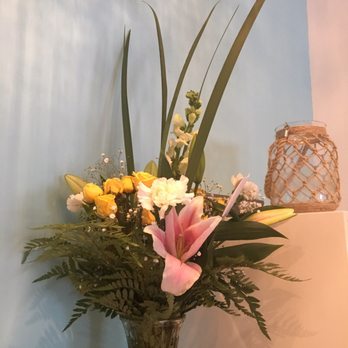 Dhuns Poway Florist - This is what they delivered... eyesore. - Florists Near Me - Poway, California Dhuns Poway Florist - This is what they delivered... eyesore. - Florists Near Me - Poway, California