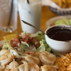 Mi Casa Restaurant - Camarones al ajillo/shrimp with garlic sauce
