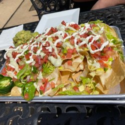 Plain o' nachos, so tasty, & they could feed a small army!