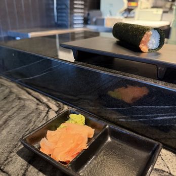 ROL Hand Roll Bar - Irvine - Salmon - Sushi Bars Near Me - Irvine, California ROL Hand Roll Bar - Irvine - Salmon - Sushi Bars Near Me - Irvine, California