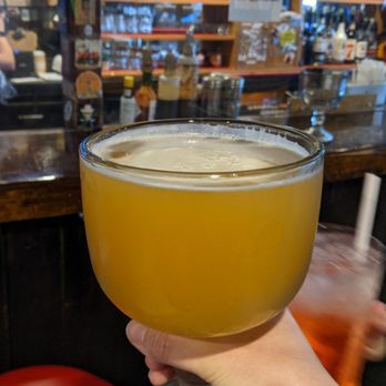 Louise's West - Schooners on a Saturday (5.50) - Bars Near Me - Lawrence, Kansas Louise's West - Schooners on a Saturday (5.50) - Bars Near Me - Lawrence, Kansas