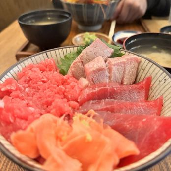 Tora Japanese Restaurant - K7. Maguro Toro Don - Japanese Near Me - Boston, Massachusetts